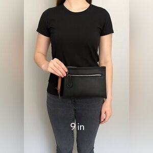 Sonoma Goods For Life Nori Wristlet Wallet Black with Zipper Closure